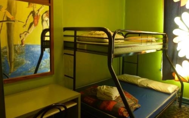 Auberge Jeunesse Planete Backpackers Hostel