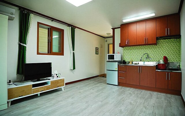 Pocheon Pine Hill Pension