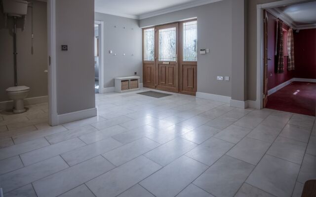 Knights Rest - 4 Bedroom - Princes Gate