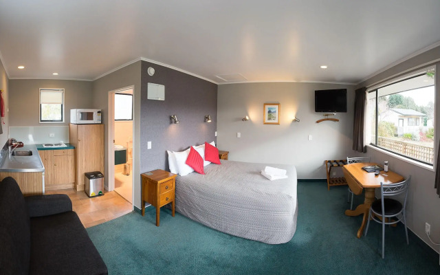 Te Anau Lakeview Holiday Park & Motels