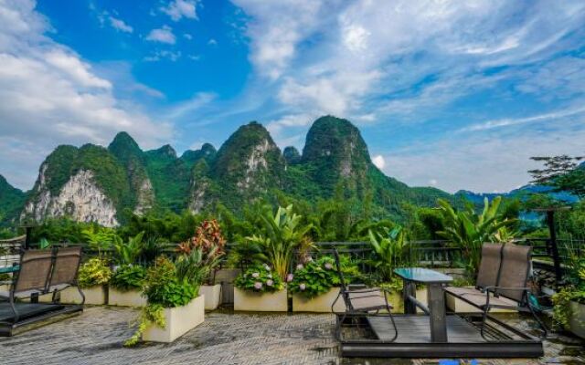 Yangshuo Grand Canyon Shanshuiyao Resort
