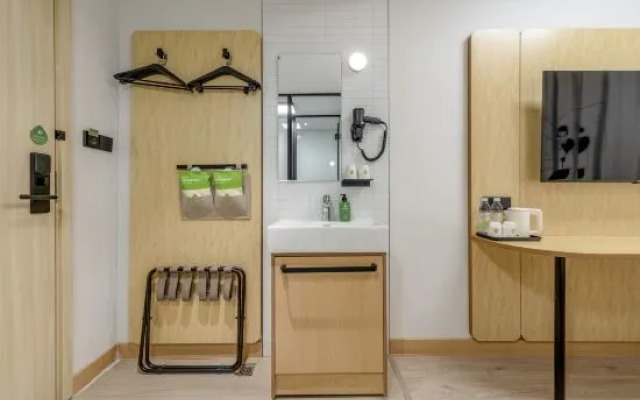 Hi Inn Hotel (Beijing Shunyi Niulanshan)