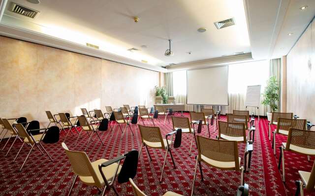 Etrusco Arezzo Hotel, Sure Hotel Collection by Best Western