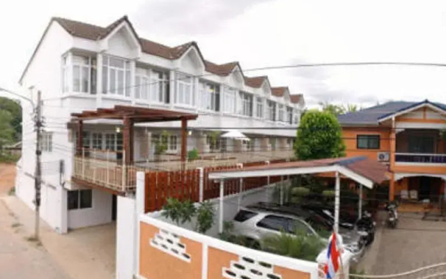 Ploen Terrace Hua Hin