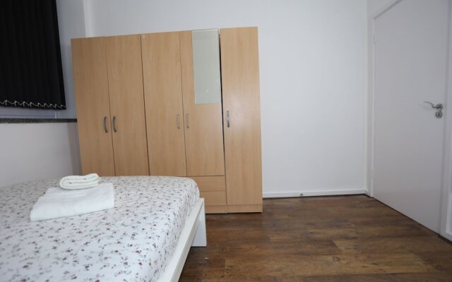 Beautiful 2 beds Woolwich Central Apt