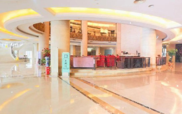 Oriental International Hotel (Leping City Donghu Park Branch)