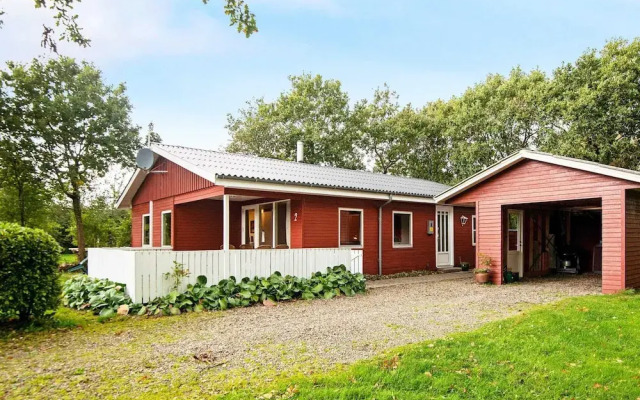 Cozy Holiday Home in Jutland near Sea
