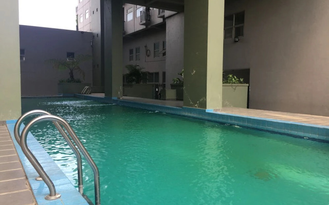 Cozy Studio At Grand Asia Afrika Apartment