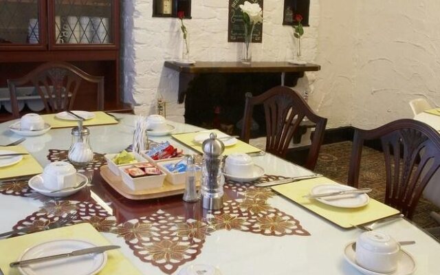 OYO Tudor Lodge - Redcar Beach