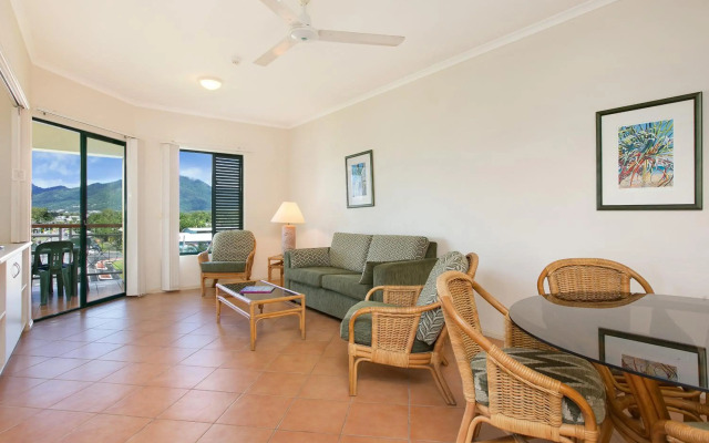 Tropic Towers Apartments