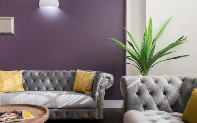 Stylish Executive Apartment in Reading