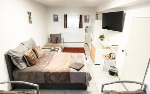 Tau Design Hotel