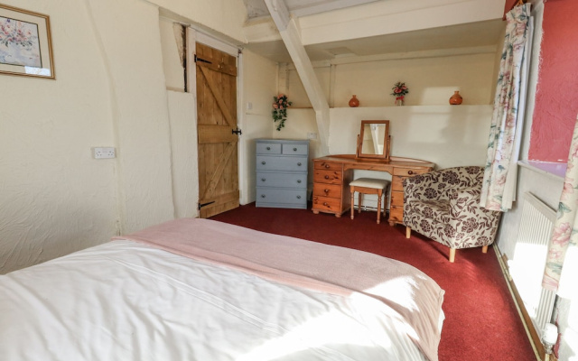 Honeysuckle Cottage