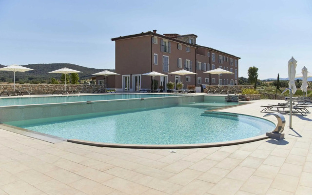 Riva Toscana Golf Resort & SPA