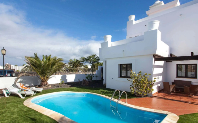 Villa Oliva by Vacanzy Collection