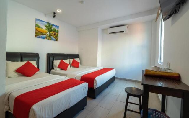 Mary J Hotel Family 10 pax room