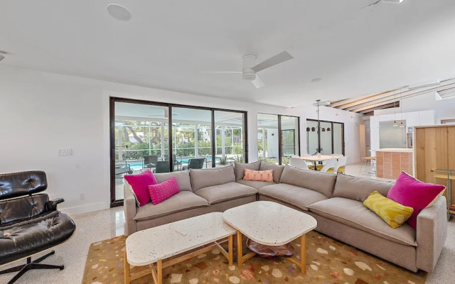 The Windward House 3 Bedroom Home by RedAwning