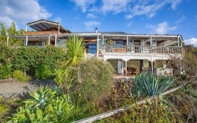 Sandspit Lodge
