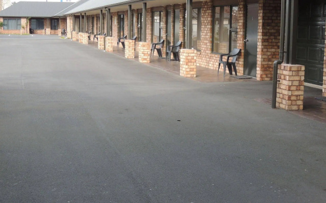 Central Motor Lodge