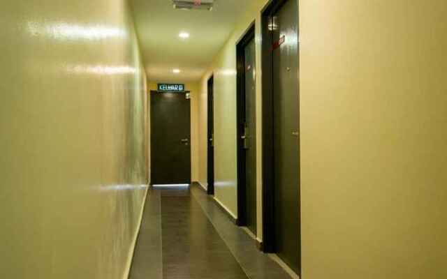 U Plus Budget Hotel