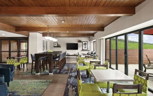 Hampton Inn Atlanta Stone Mountain