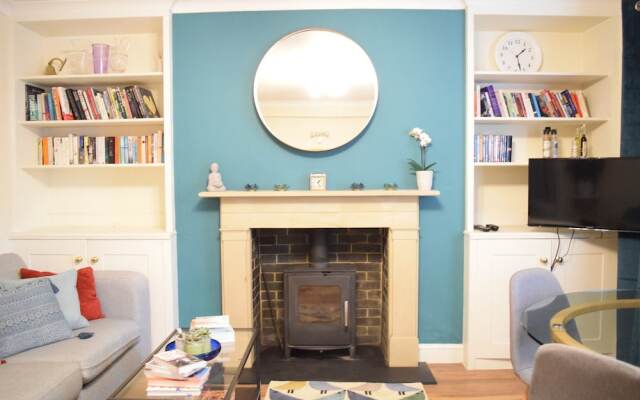 1 Bedroom Islington Flat With A Garden