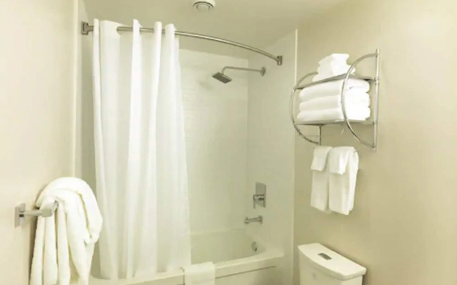 Liberty Suites Hotel