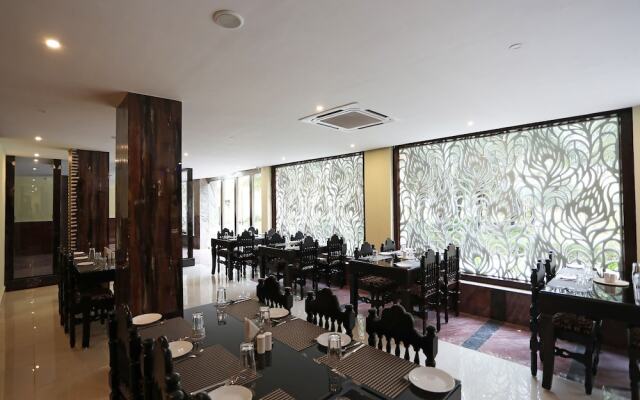 OYO 17418 Hotel Pipul