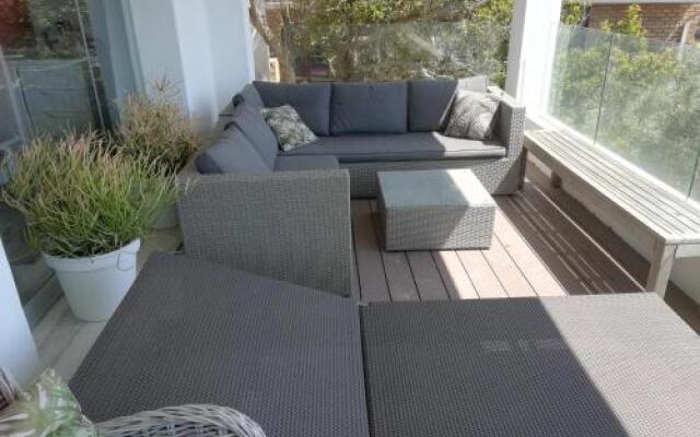 Mountain & Sea Apartments