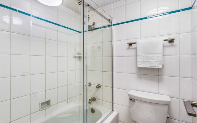 Royal Kahana 511 2bd/2.5ba 2 Bedroom Condo by Redawning