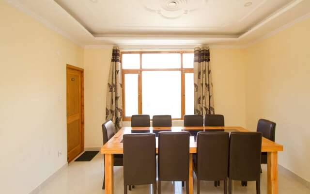 OYO 4719 Hotel WhitePod Manali