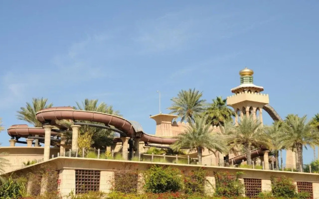 Sapphire Deluxe Hotel Apartments