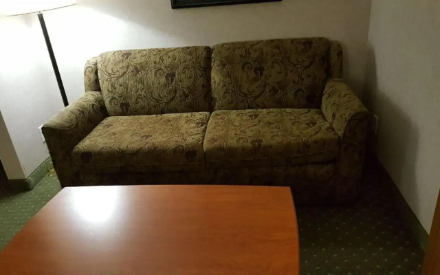 Quality Inn & Suites