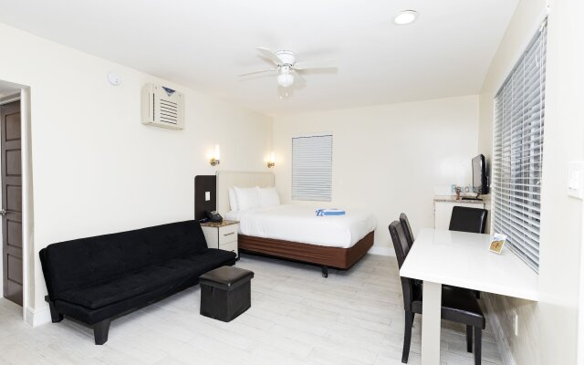 Caribbean Resort Suites
