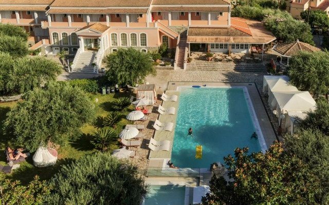 Nefeli Hotel