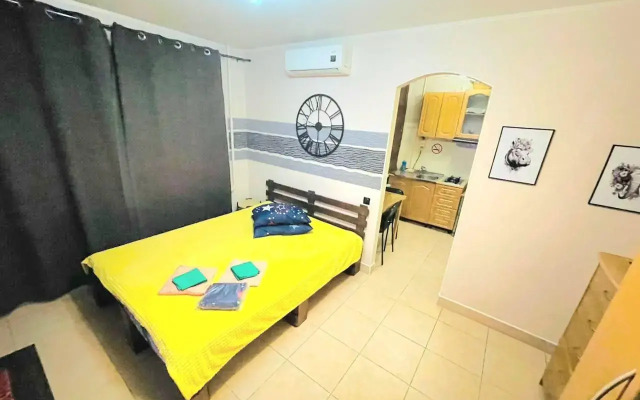 Apartments on Trubny lane 8