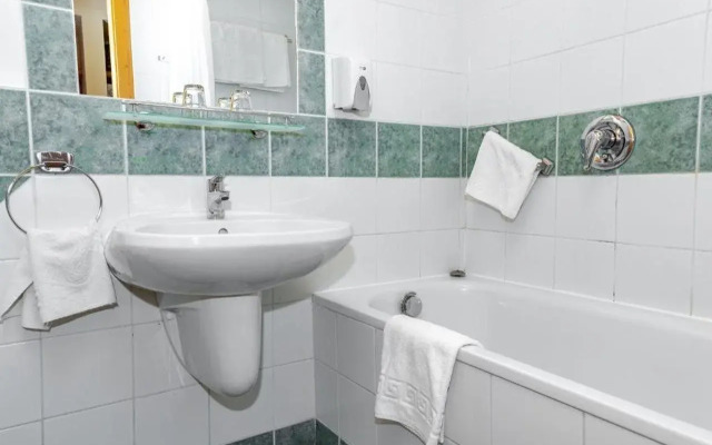 Petnehazy Club Hotel Superior