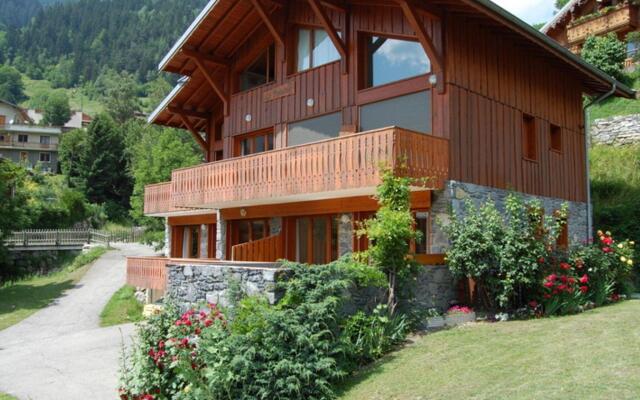 Splendid Home in Champagny-en-Vanoise with Lift
