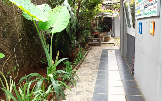 Jeng Tini Guest House