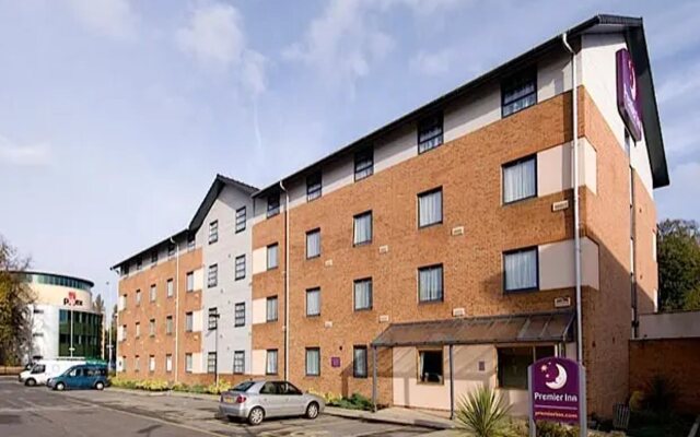 Premier Inn Manchester West Didsbury
