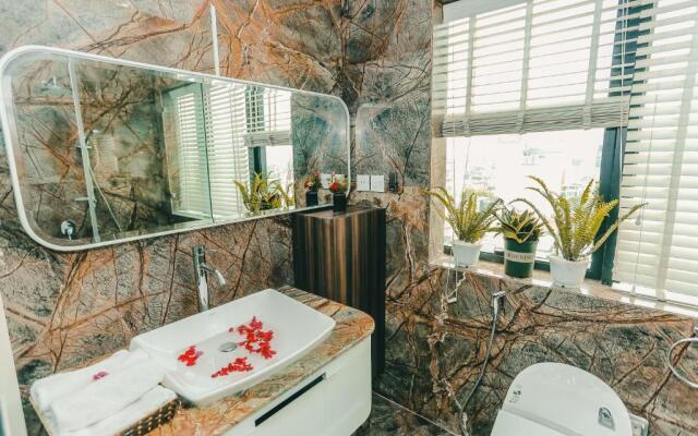 Ficus Suite Apartment