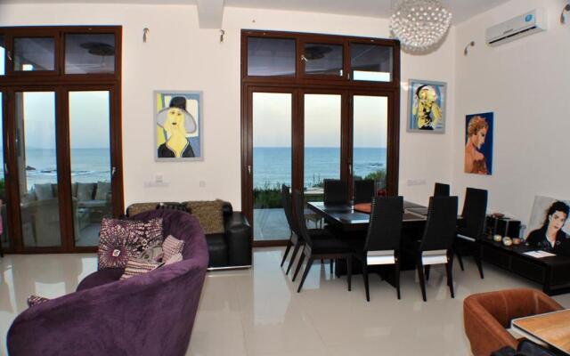Beach Villa Pantheon