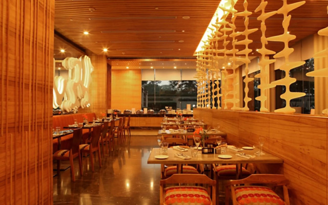 The Metropolitan Hotel and Spa New Delhi