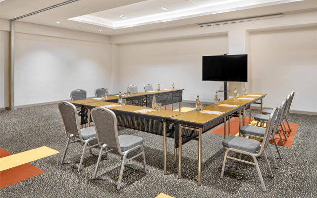Park Inn By Radisson Clark