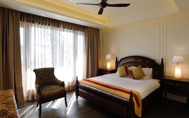 A Majestic Luxurious Rajasi Villa Overlooking The Ganges by Wanderlust