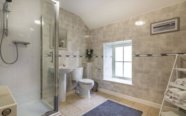 Seagulls Nest 2 Bedroom Apartment Tenby