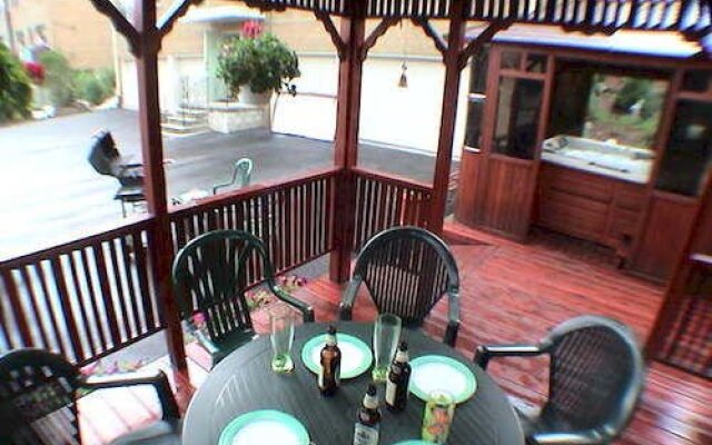 Petryla Estates Furnished Toronto Apartments