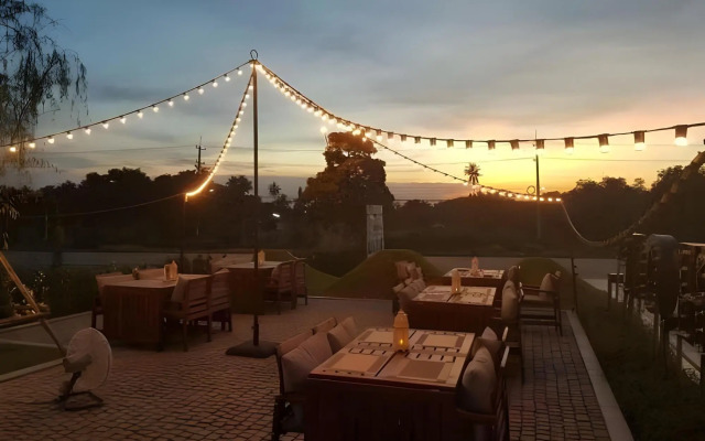 Chaisaeng Villa Hotel
