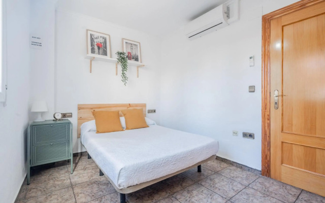 Casa Poblados Marítimos, Marina Beach