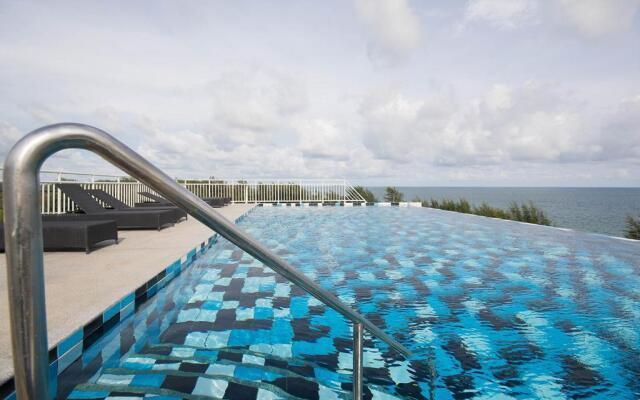 Grandbeach A31 by malai
